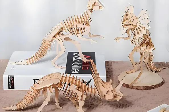 Резьба по дереву, вырезание орнамента