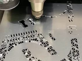 Резка: фурнитурный орнамент