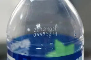 Бутылка минеральной воды