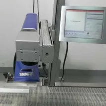 Лазерная маркировка лотка для кабеля из ПВХ