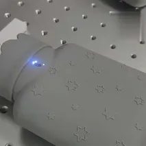 Лазерная маркировка силиконовой грелки