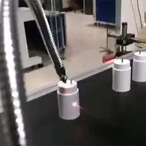 Лазерная маркировка штепсельной вилки