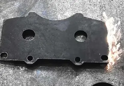 Лазерная очистка металлических деталей