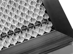 Рабочий стол из сотовых панелей